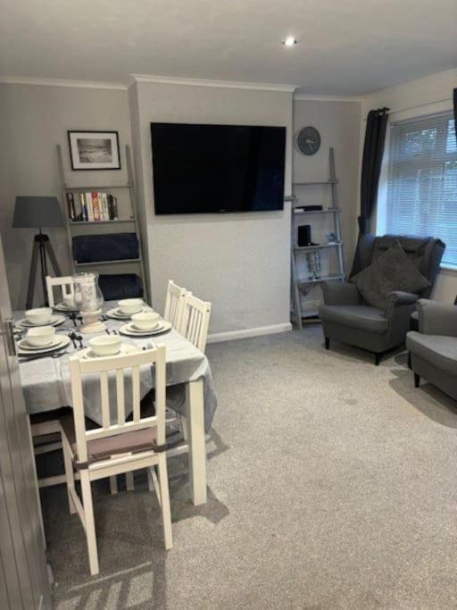 Вилла Clarke'S Airbnb Вётинг Экстерьер фото