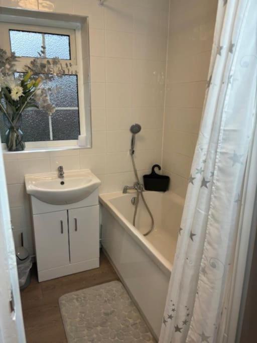Вилла Clarke'S Airbnb Вётинг Экстерьер фото